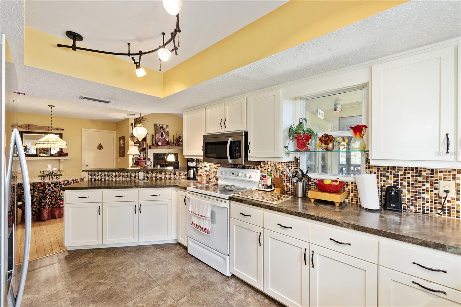 Image 27 of 56 For 11511 Camp Drive