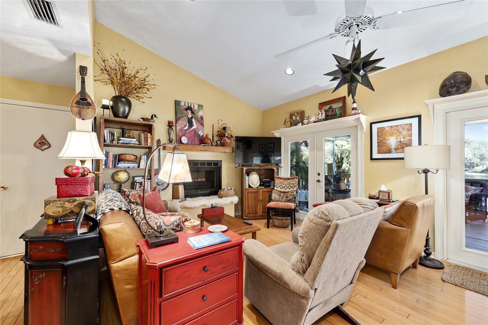 Image 33 of 56 For 11511 Camp Drive