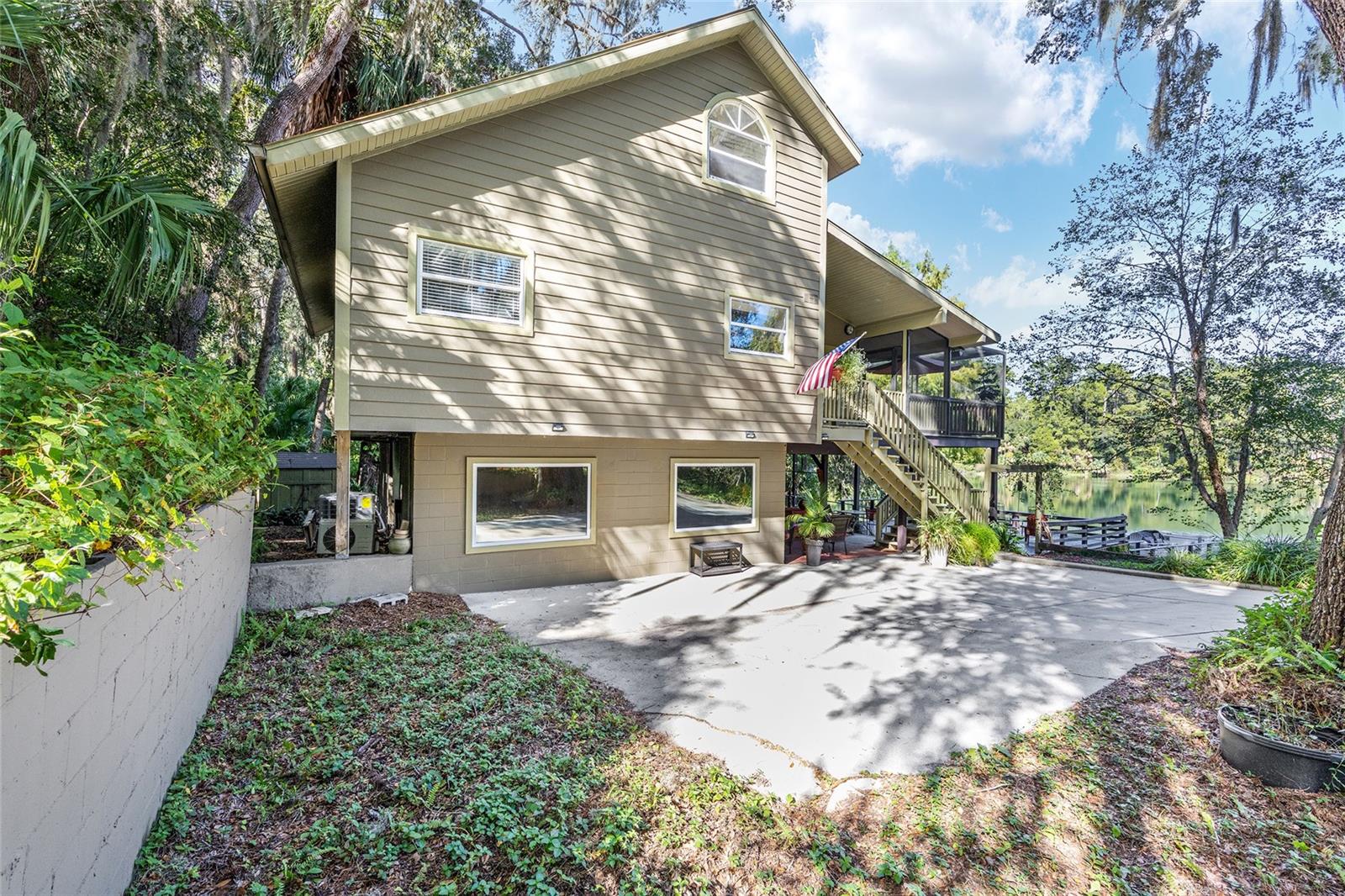 Image 4 of 56 For 11511 Camp Drive