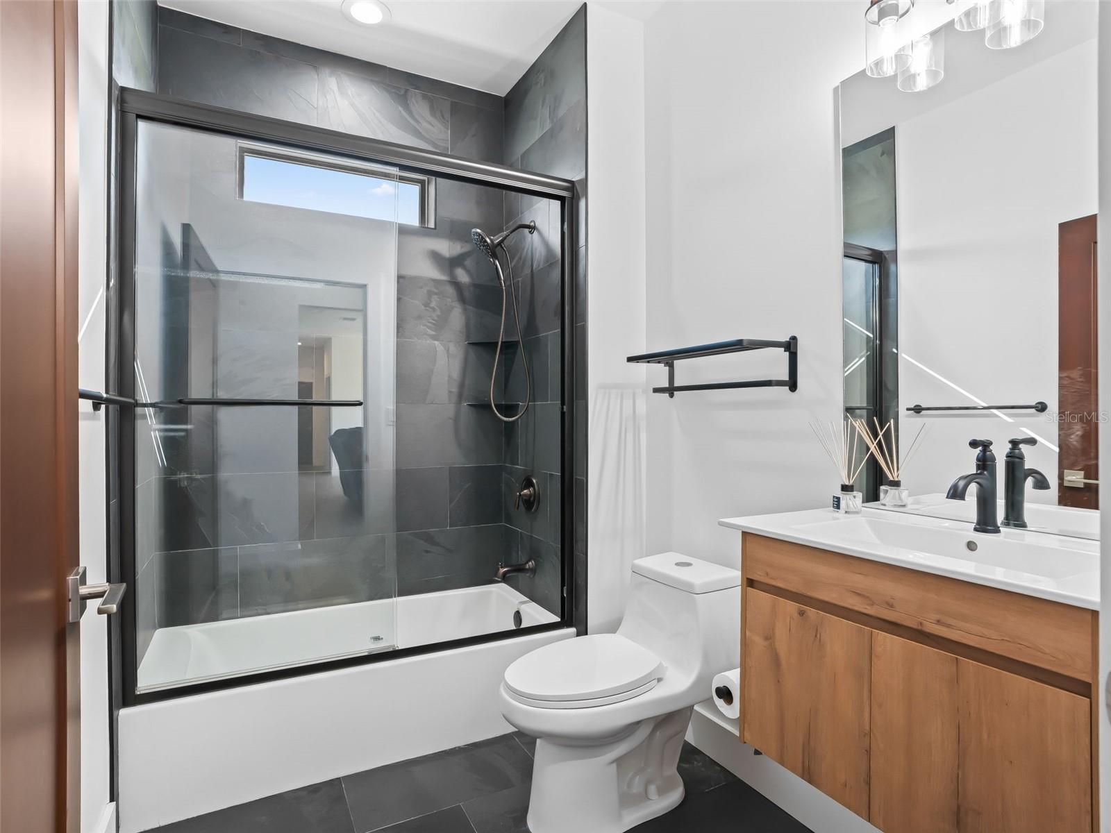 Image 27 of 75 For 9209 Highway 316