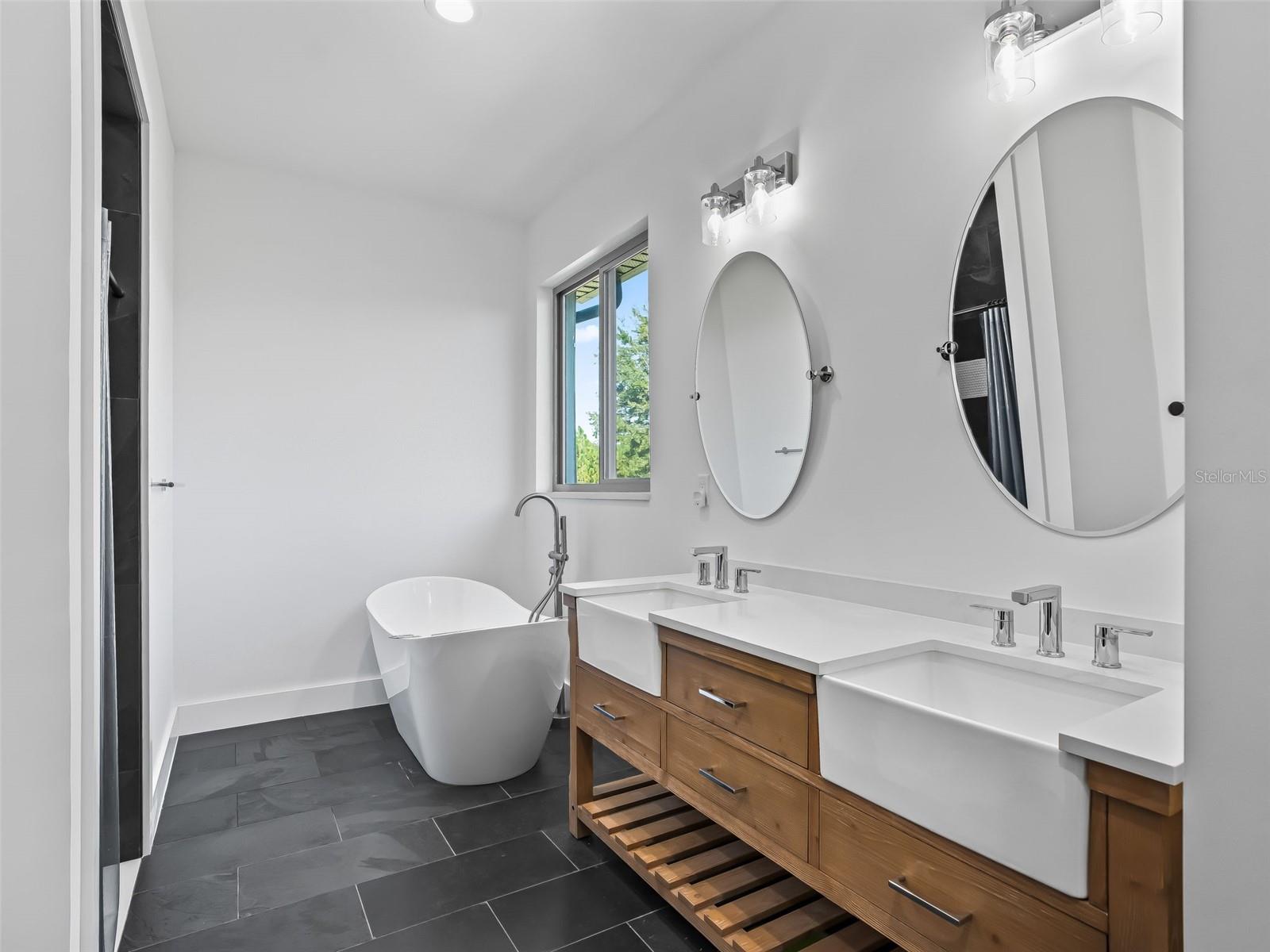 Image 33 of 75 For 9209 Highway 316