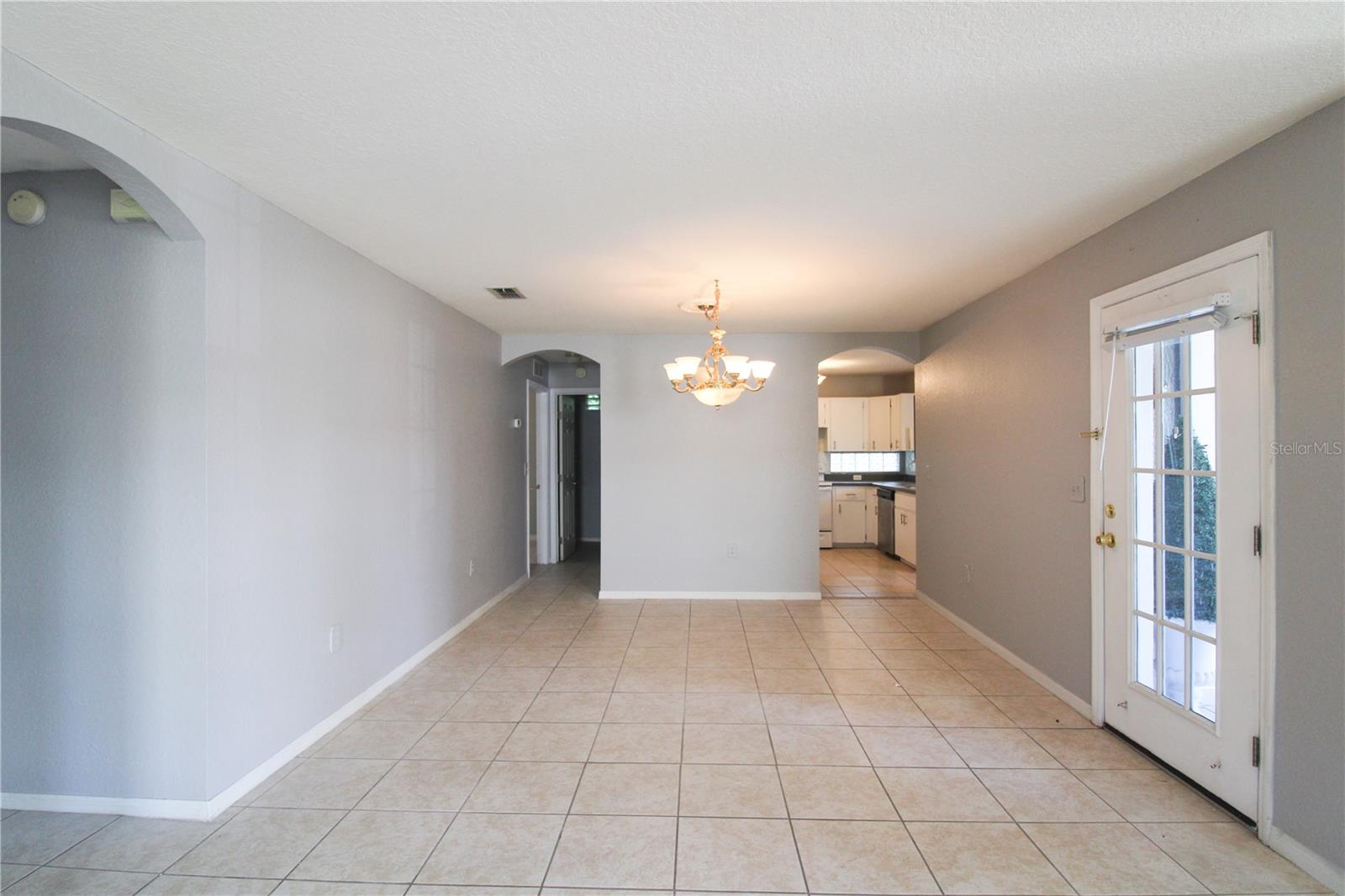 Image 4 of 15 For 7157 113th Loop