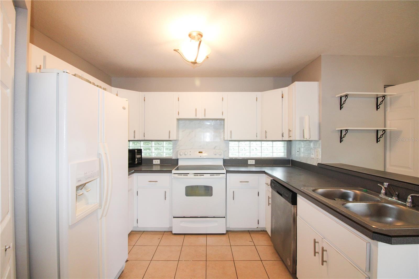 Image 5 of 15 For 7157 113th Loop