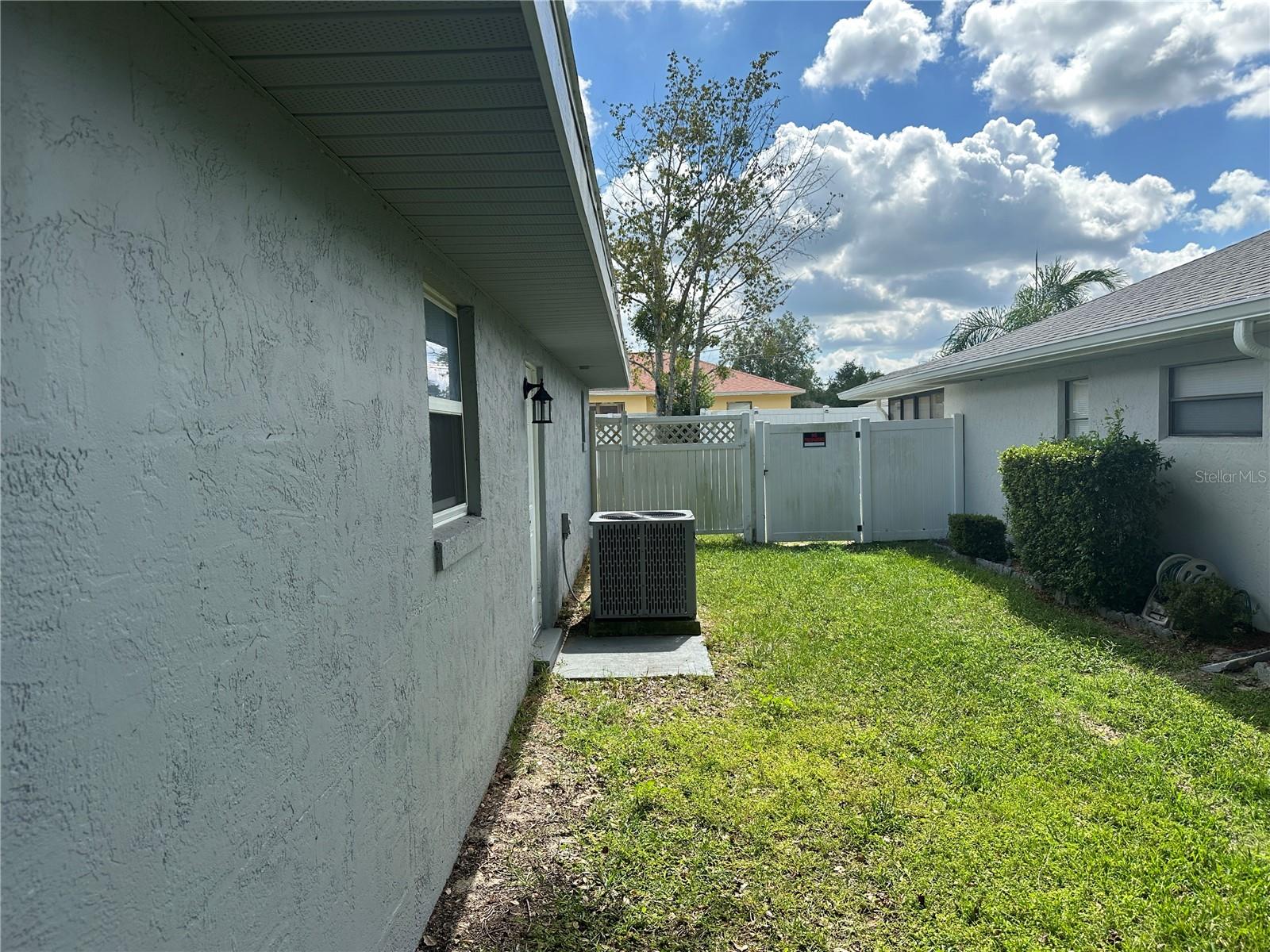 Image 4 of 11 For 15101 35th Circle