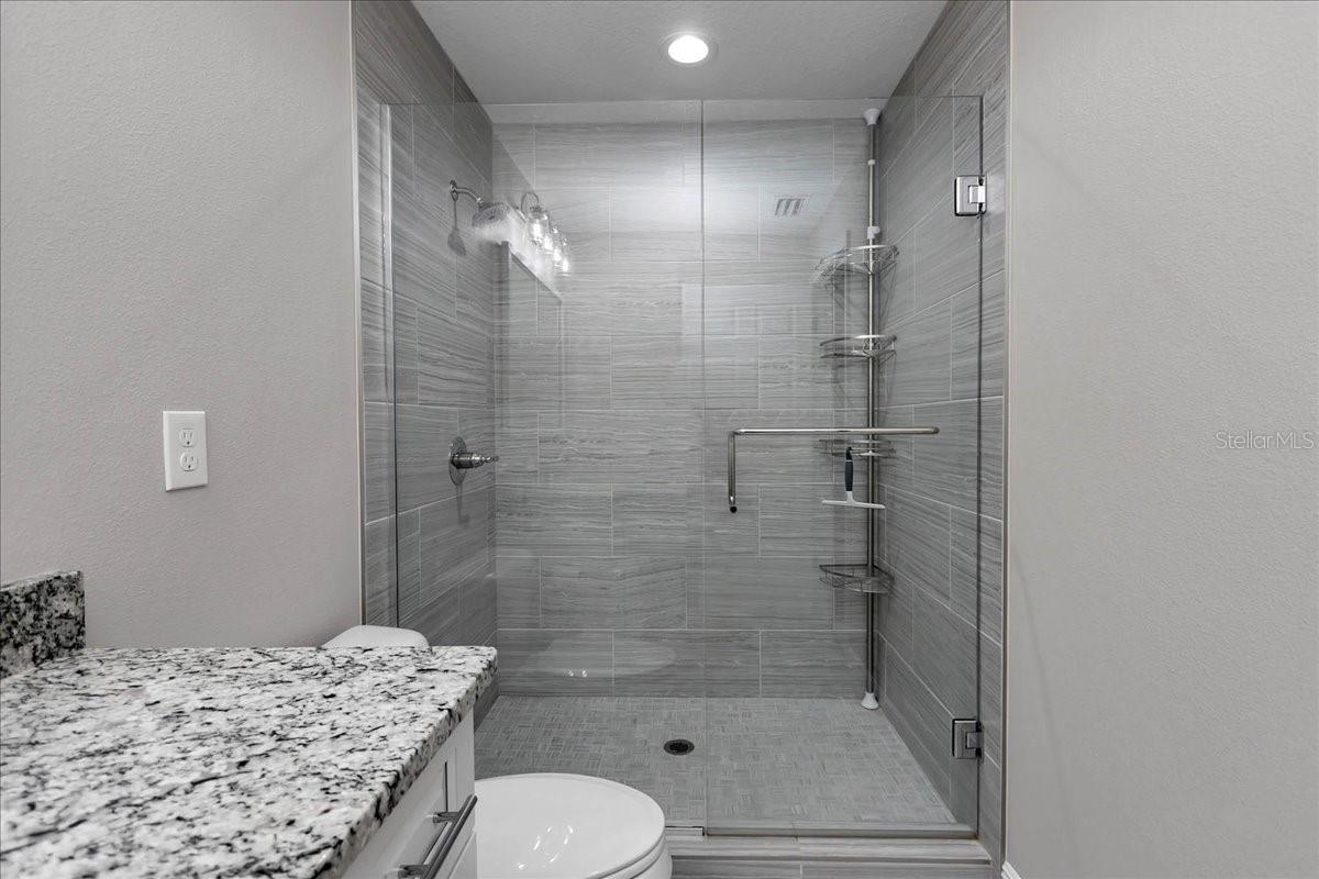 Image 22 of 55 For 6980 179th Court Road