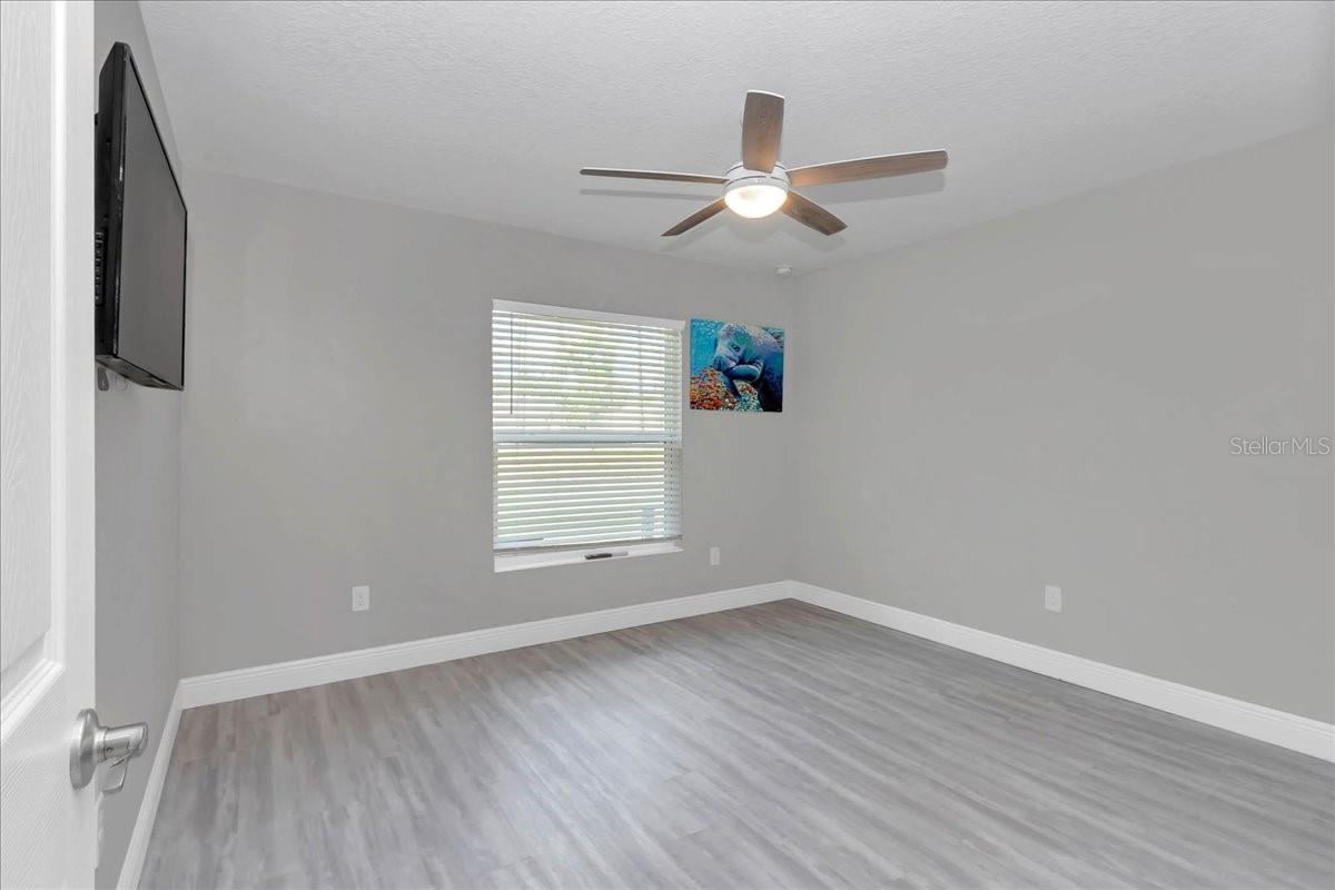 Image 23 of 55 For 6980 179th Court Road