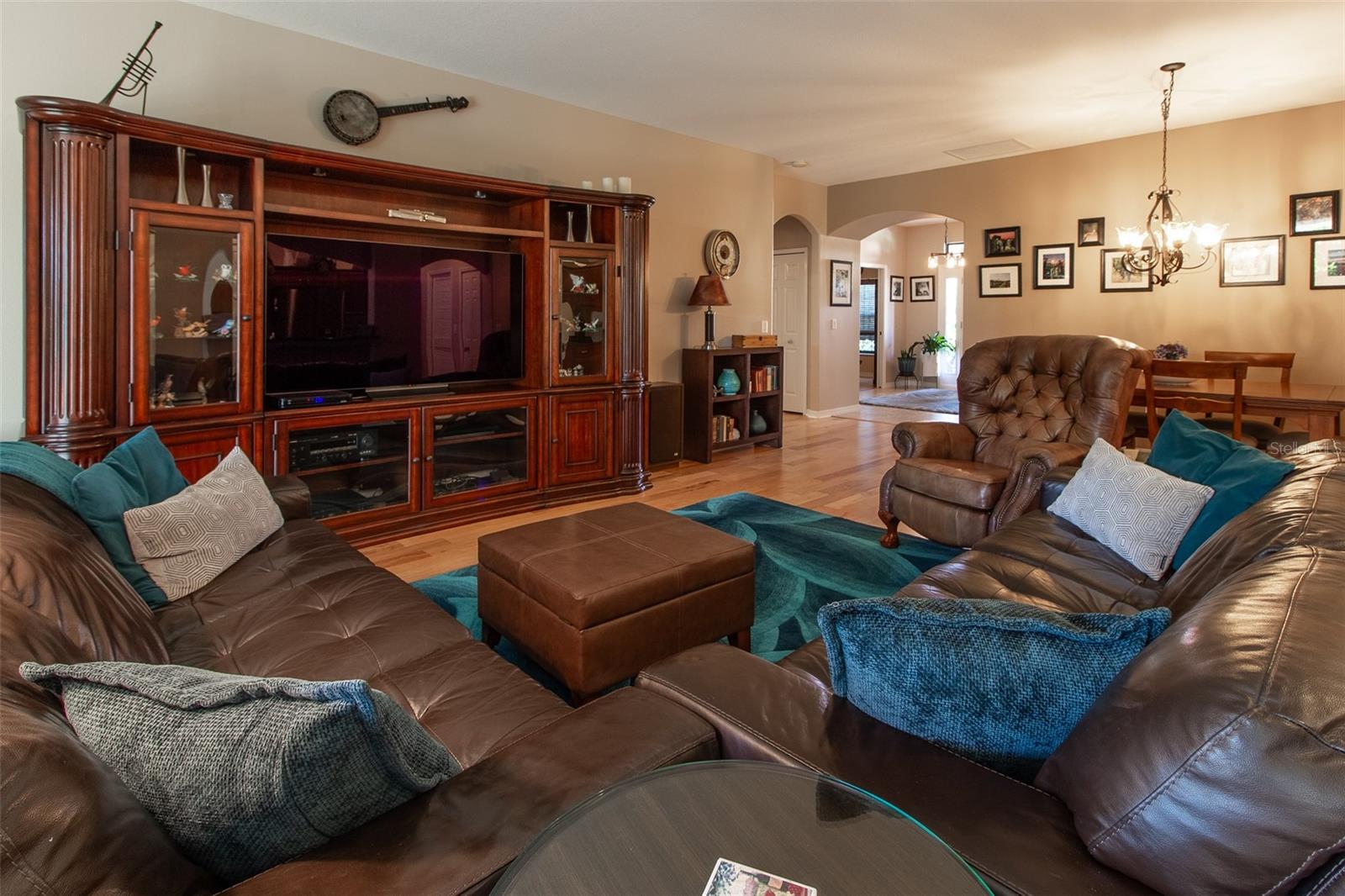 Image 10 of 62 For 16395 14th Court