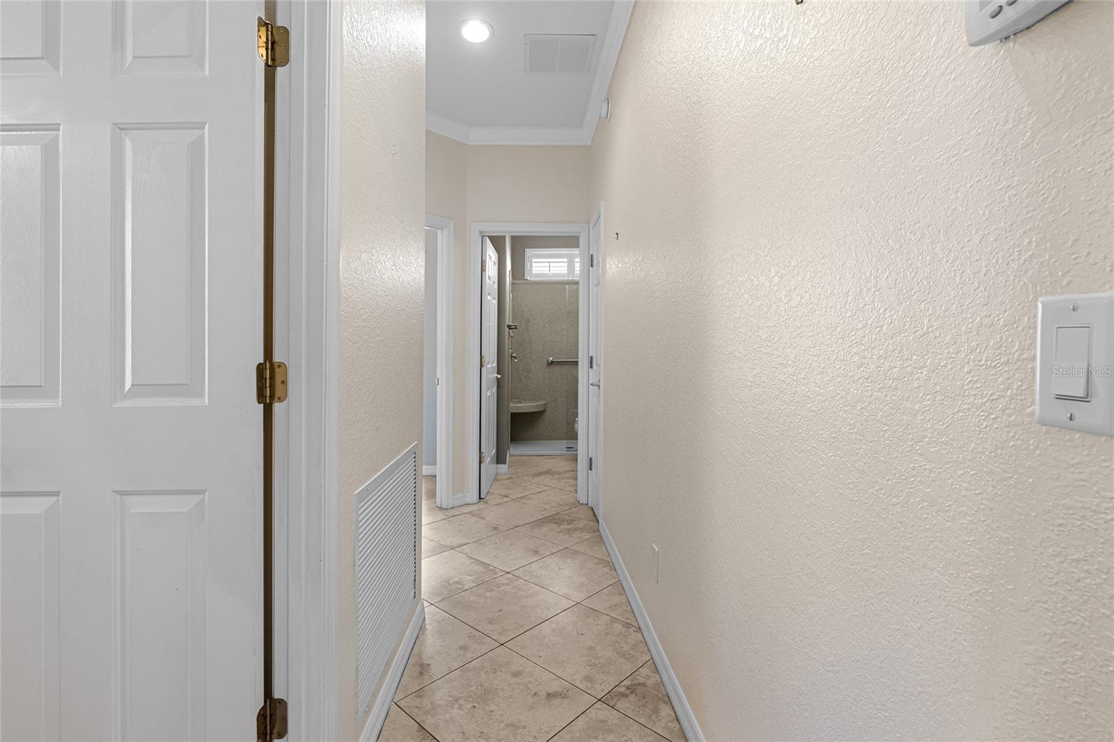 Image 34 of 46 For 13111 86th Circle