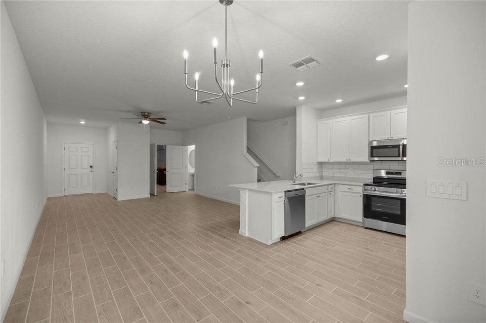 Image 12 of 37 For 3624 37th Court