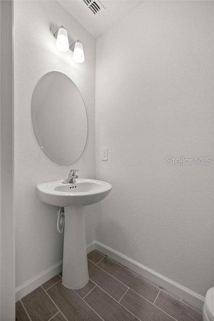 Image 29 of 37 For 3624 37th Court