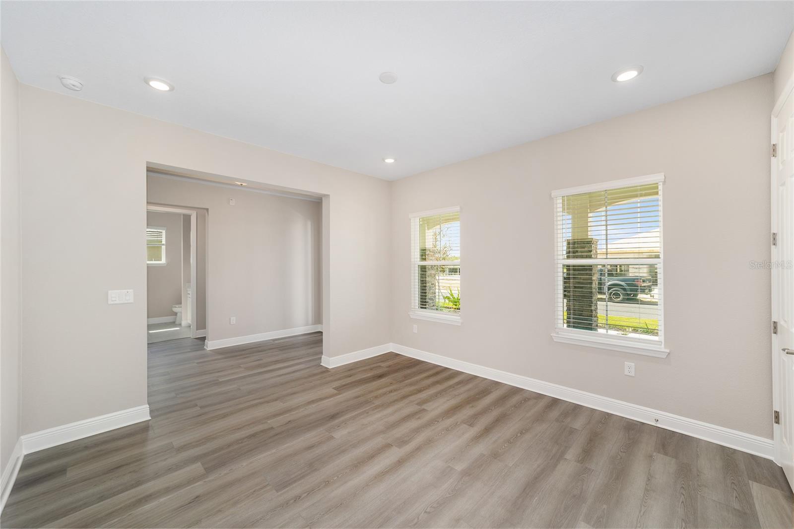 Image 36 of 44 For 10283 105th Terrace