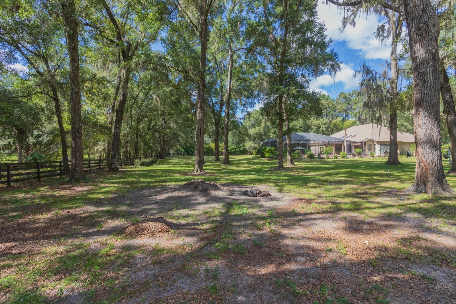 Image 13 of 66 For 1640 91st Place