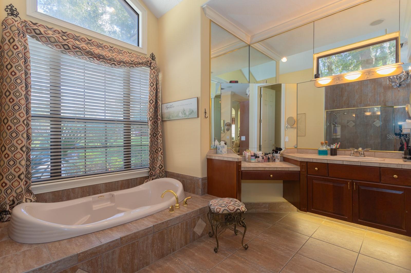 Image 24 of 66 For 1640 91st Place