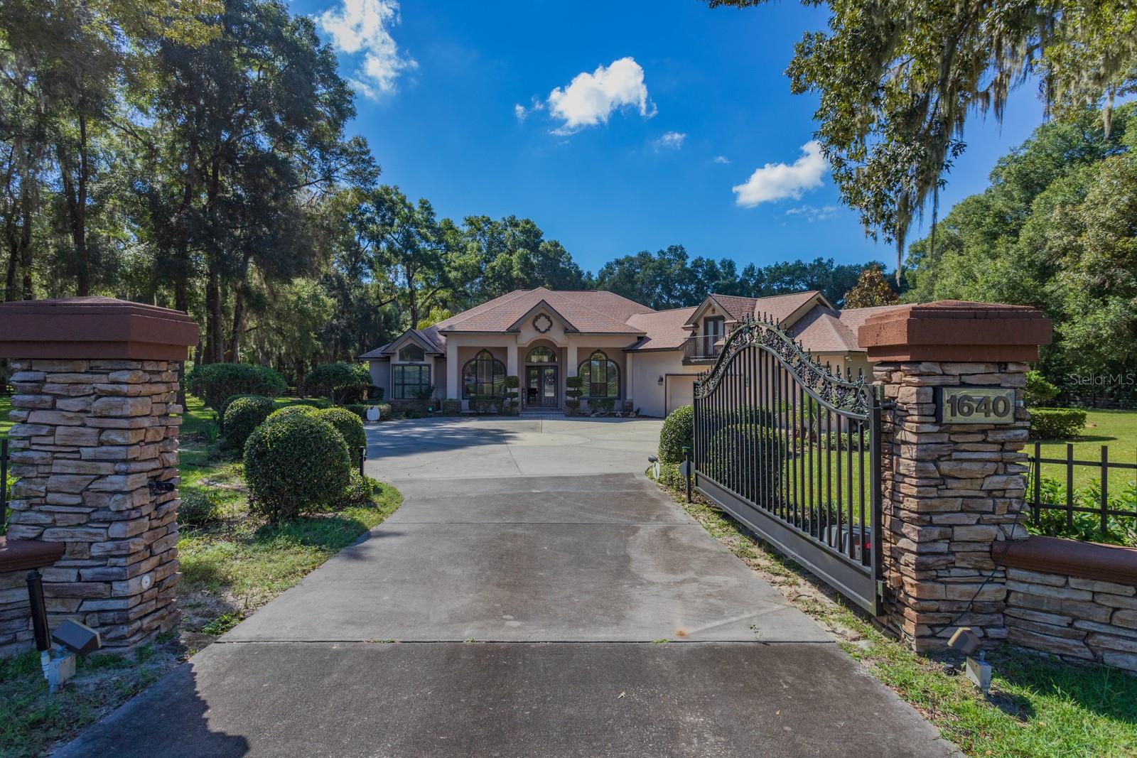 Image 5 of 66 For 1640 91st Place