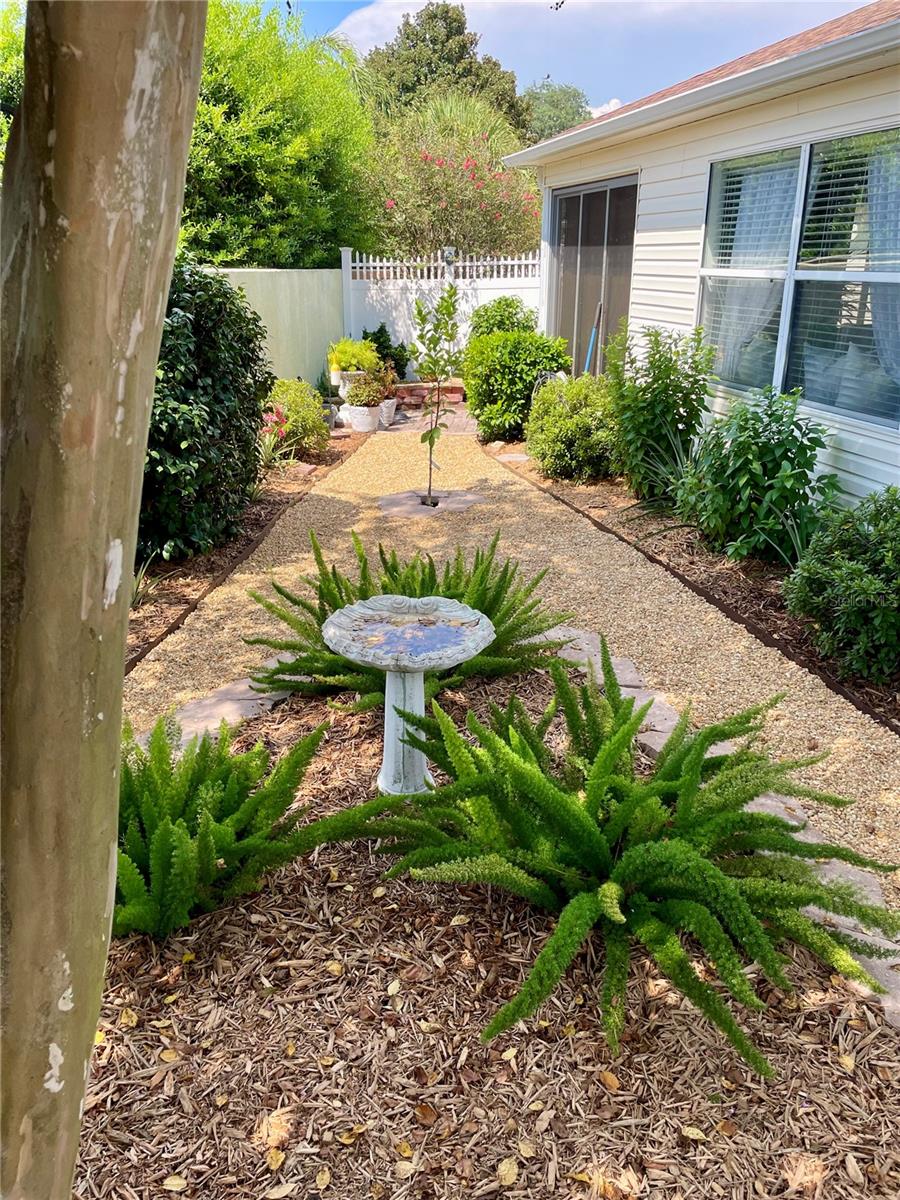 Image 35 of 45 For 17694 Se 84th Peyton Court