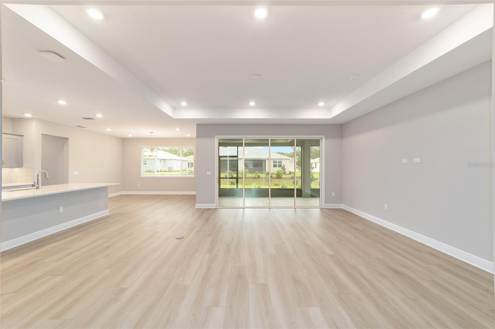 Image 11 of 44 For 10305 105th Terrace