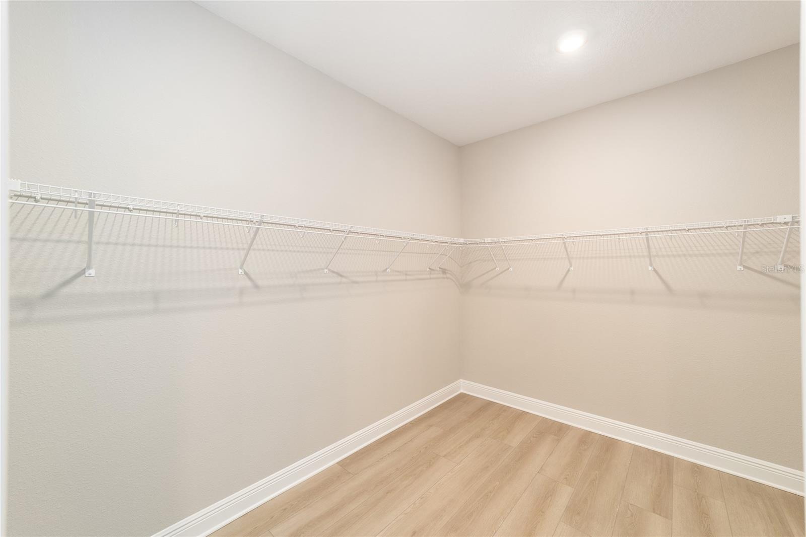 Image 28 of 44 For 10305 105th Terrace