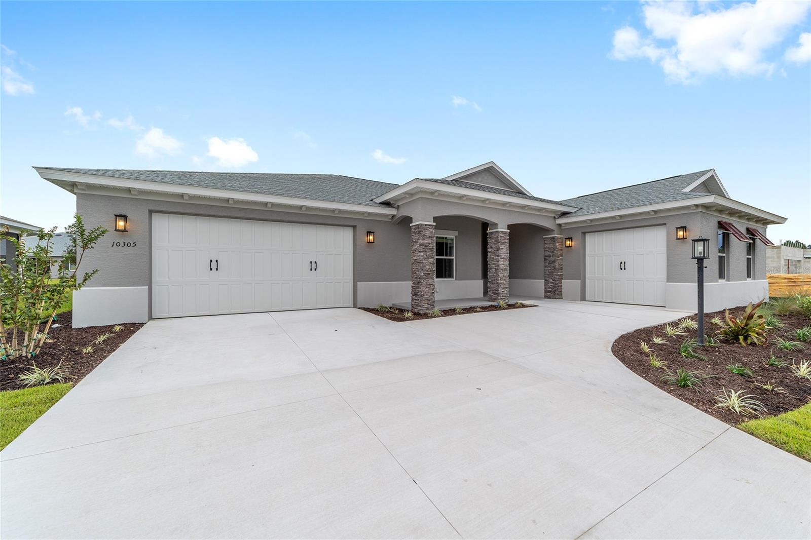 Image 6 of 44 For 10305 105th Terrace