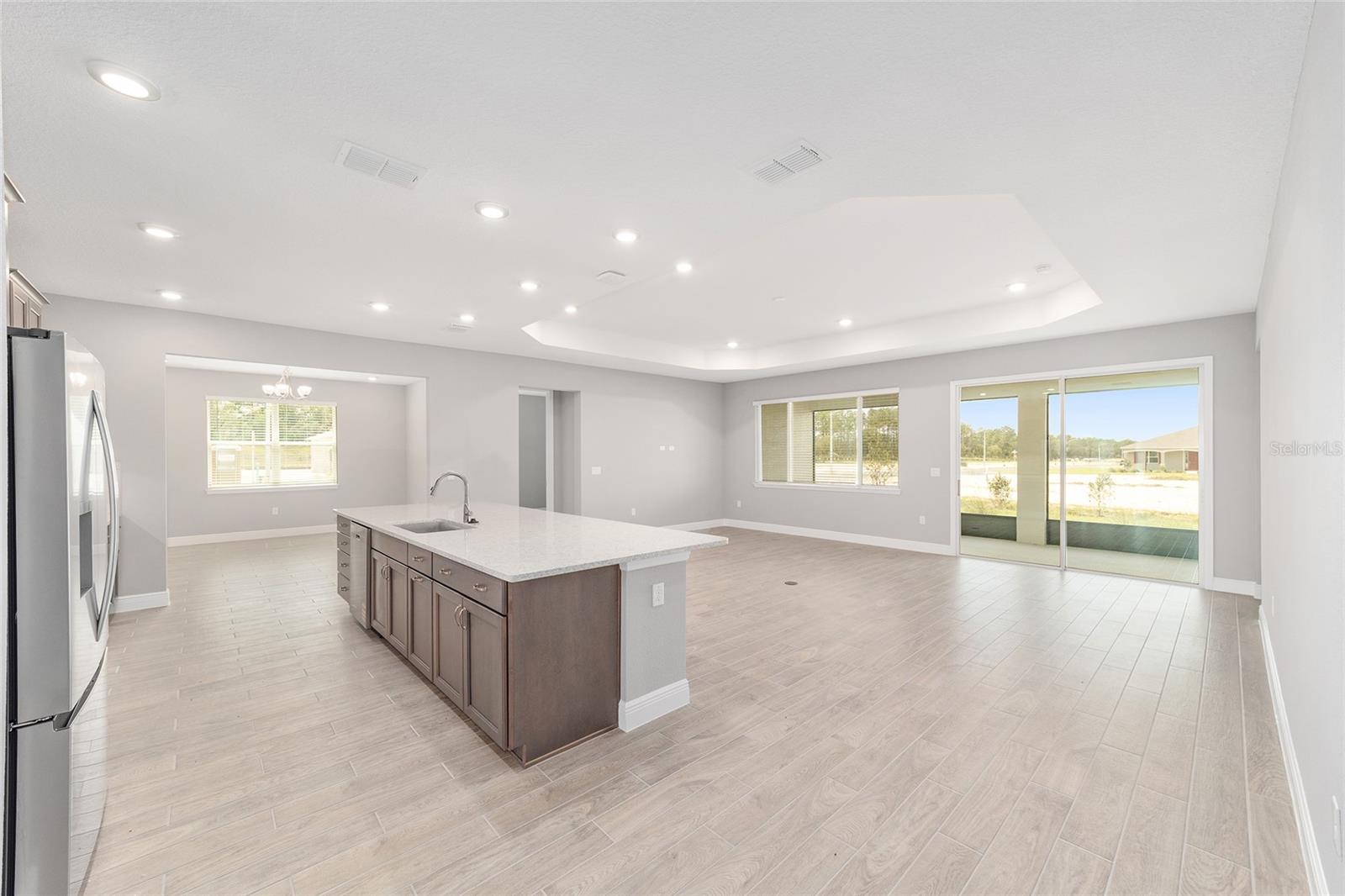 Image 11 of 47 For 10420 105th Court