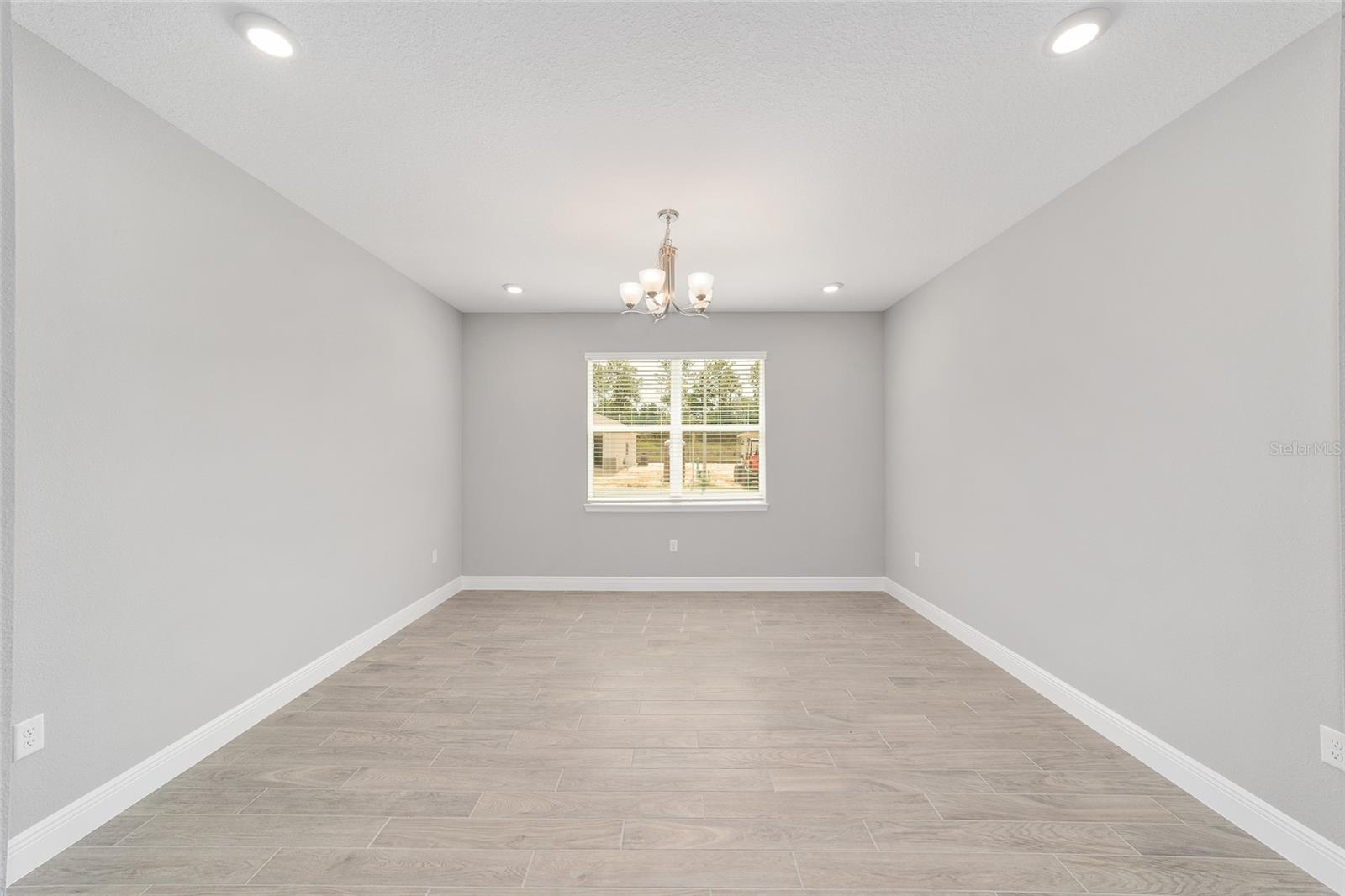 Image 16 of 47 For 10420 105th Court