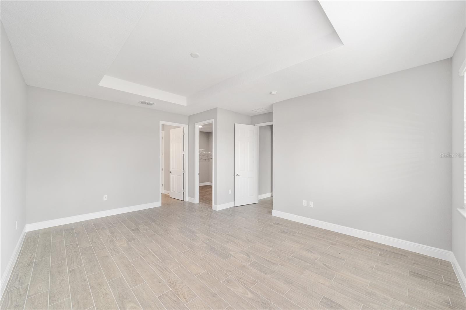 Image 24 of 47 For 10420 105th Court