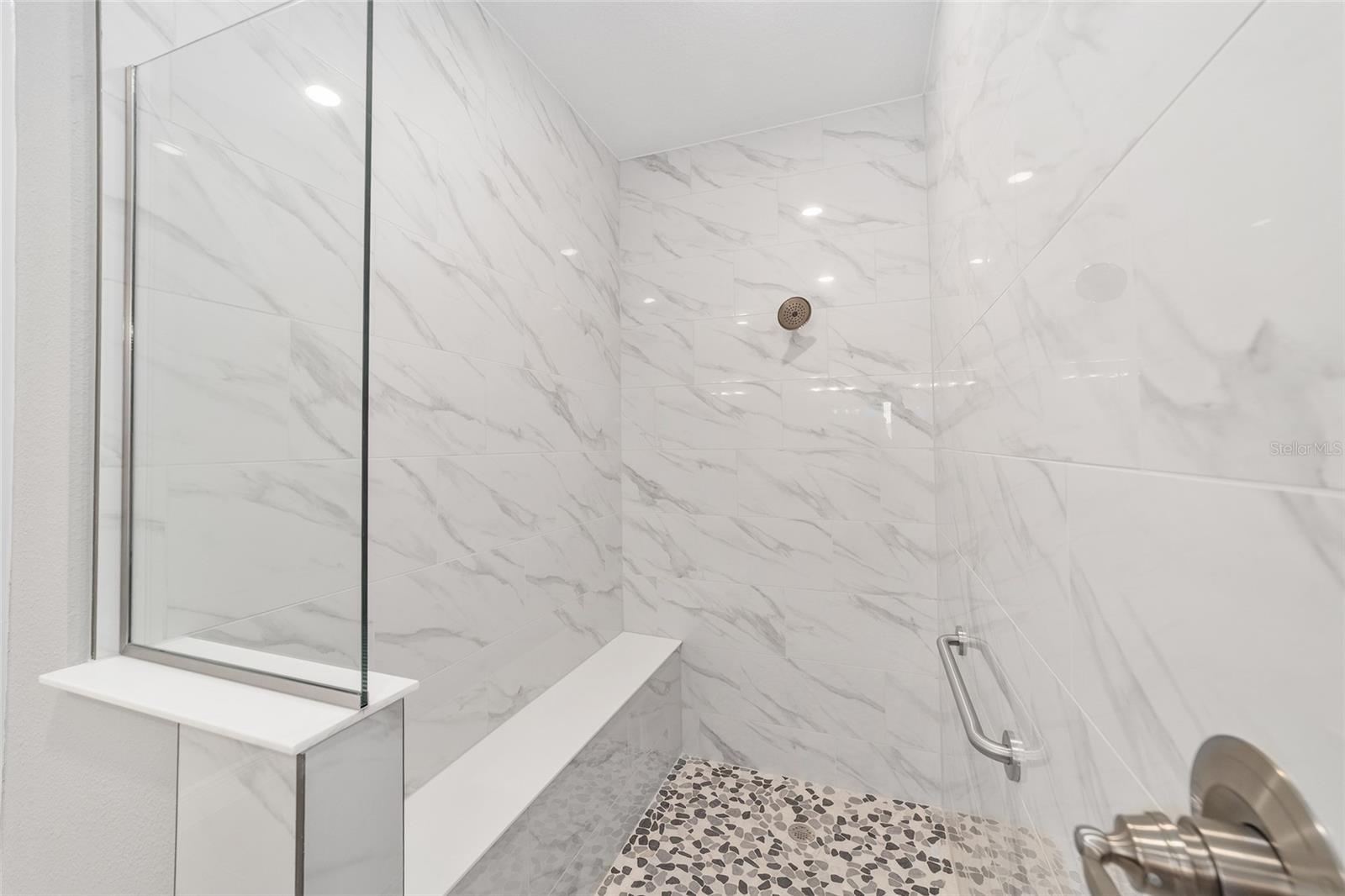 Image 27 of 47 For 10420 105th Court