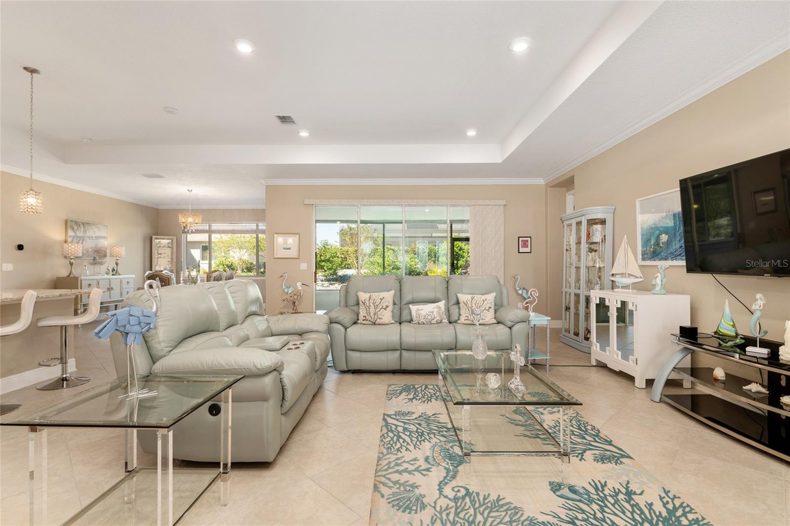 Image 6 of 56 For 8414 90th Court