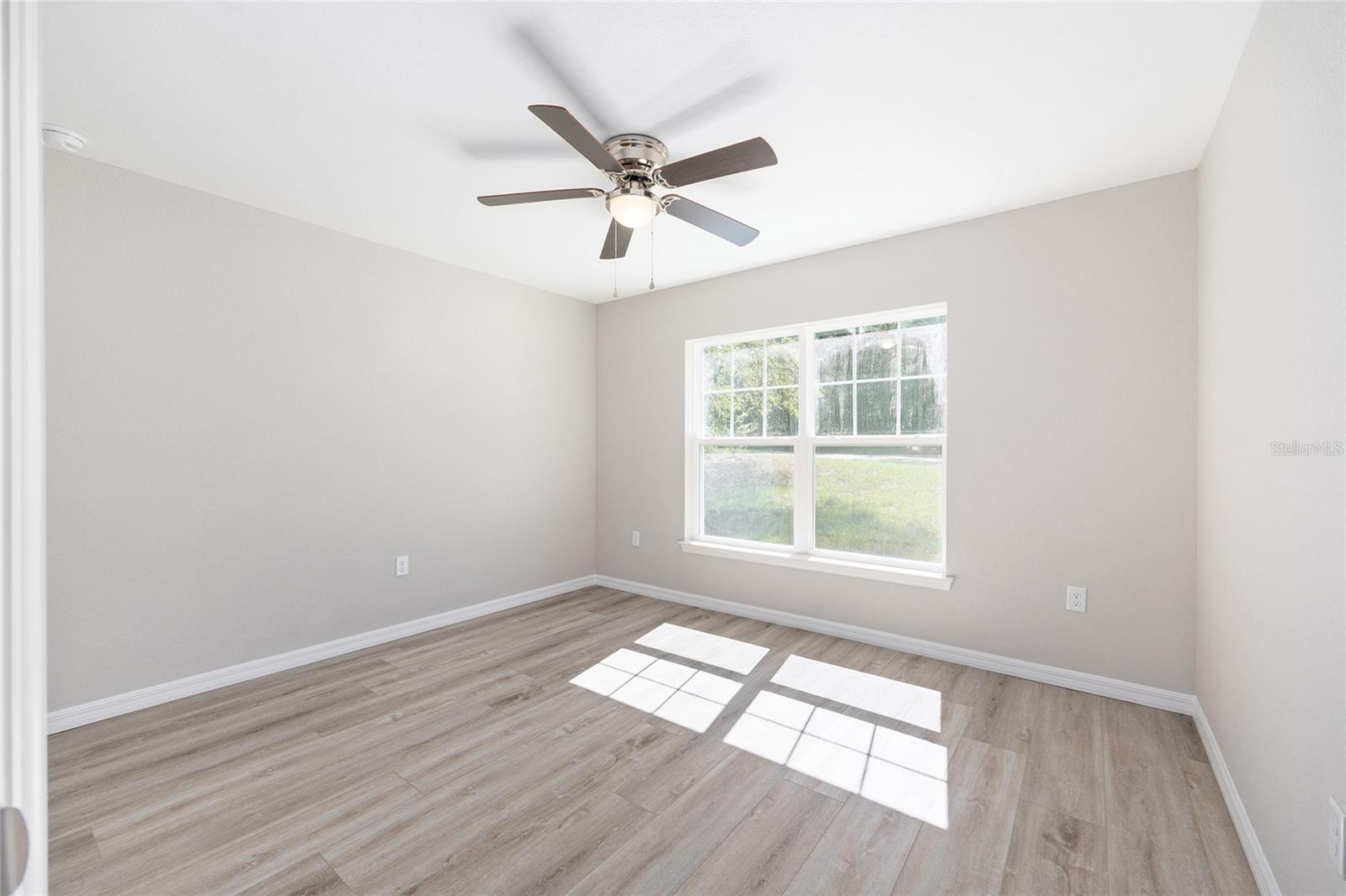 Image 21 of 31 For 946 Abend Drive