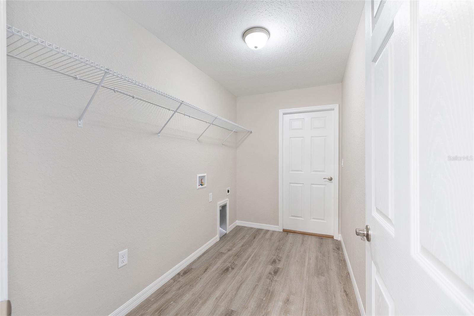 Image 26 of 31 For 946 Abend Drive