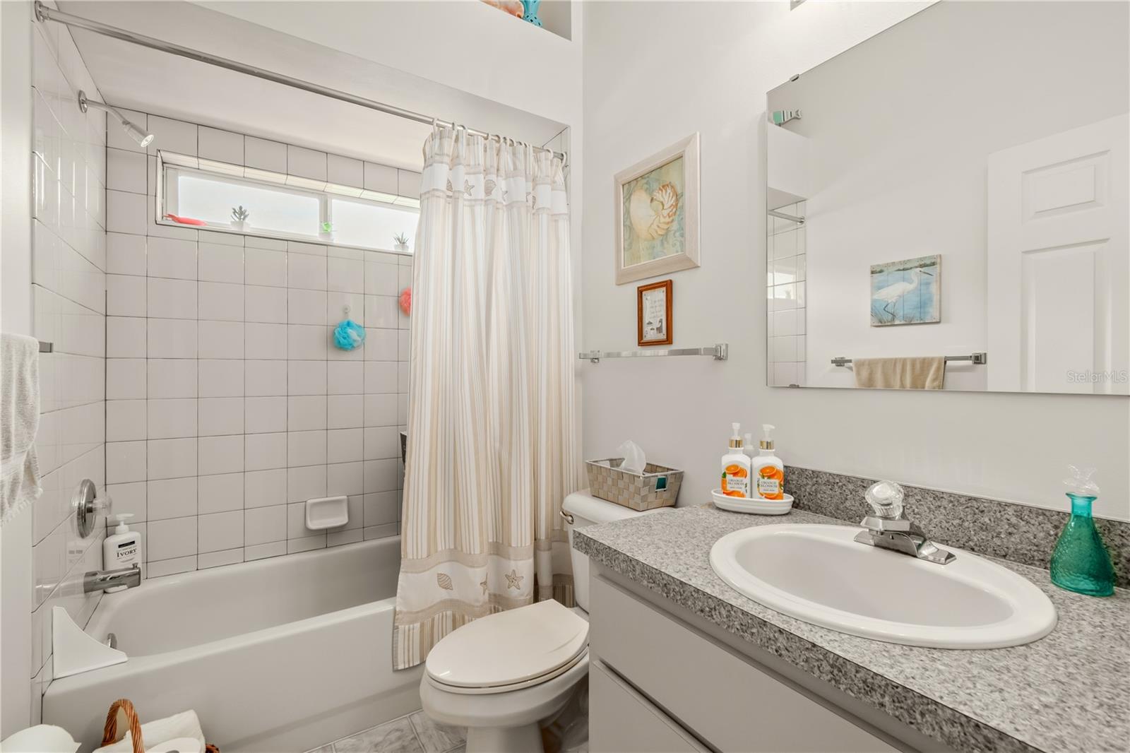 Image 28 of 51 For 5599 18th Street