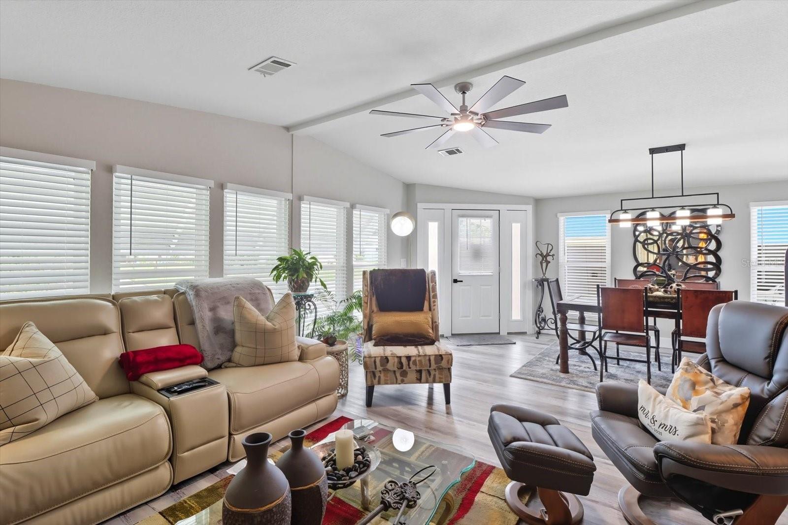 Image 10 of 43 For 720 Orchid Street