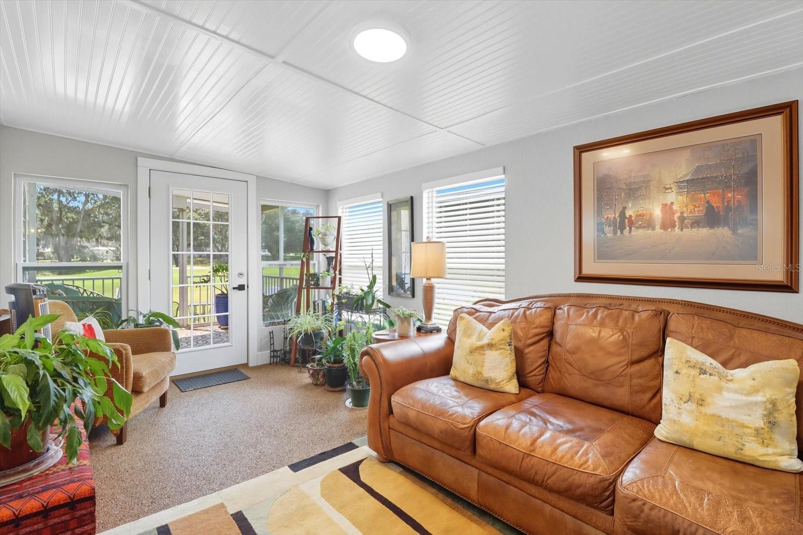 Image 21 of 43 For 720 Orchid Street