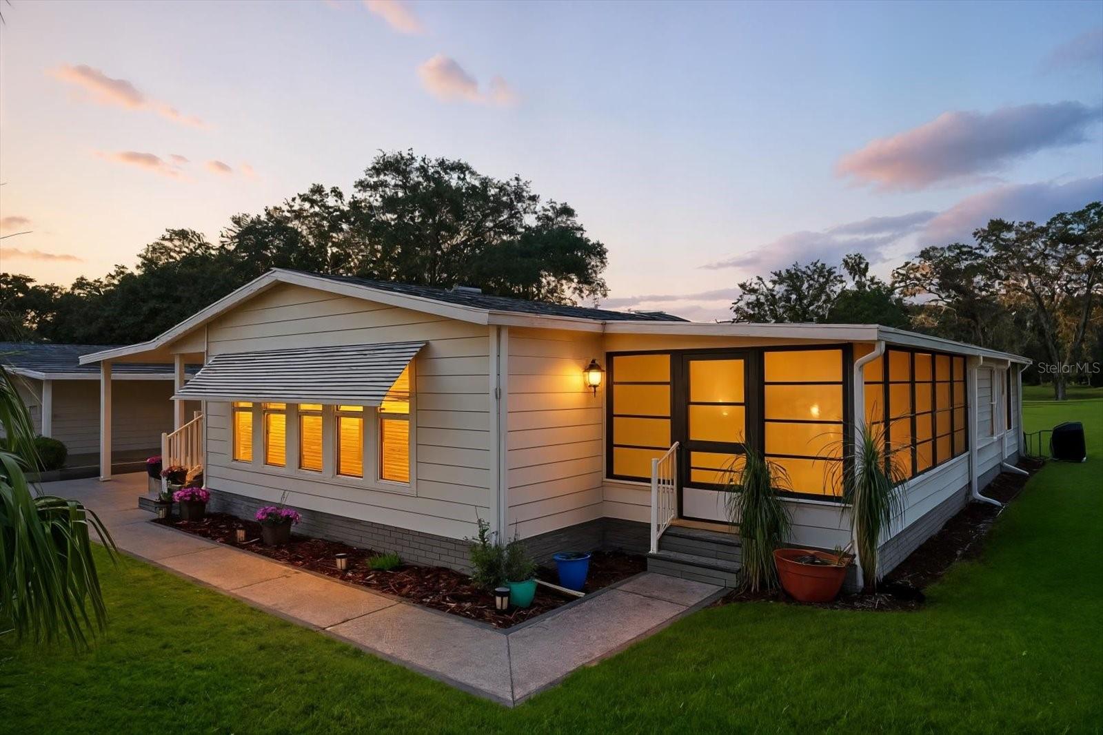 Image 39 of 43 For 720 Orchid Street