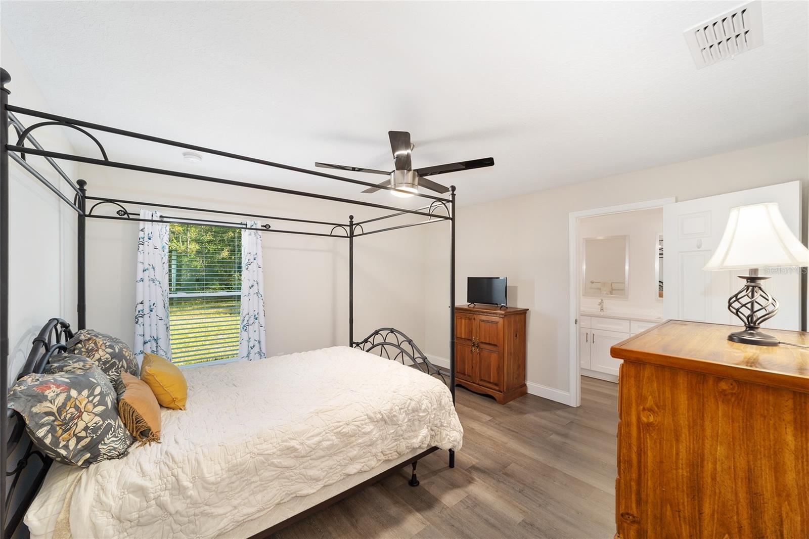 Image 10 of 25 For 8445 139 Lane Road