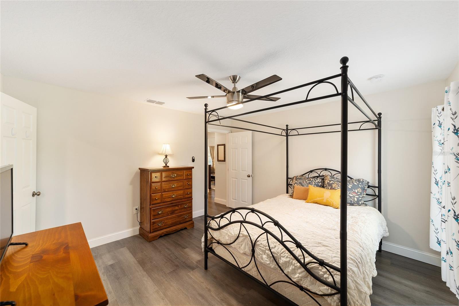 Image 11 of 25 For 8445 139 Lane Road