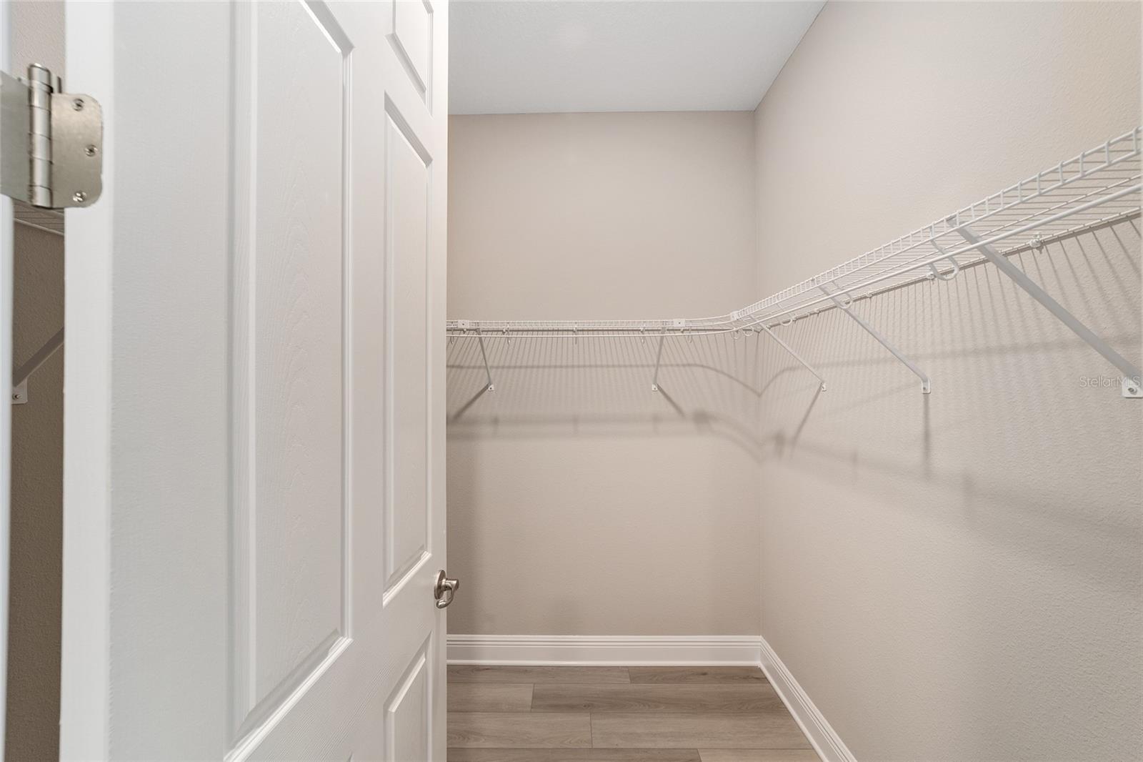 Image 30 of 43 For 10406 105th Court