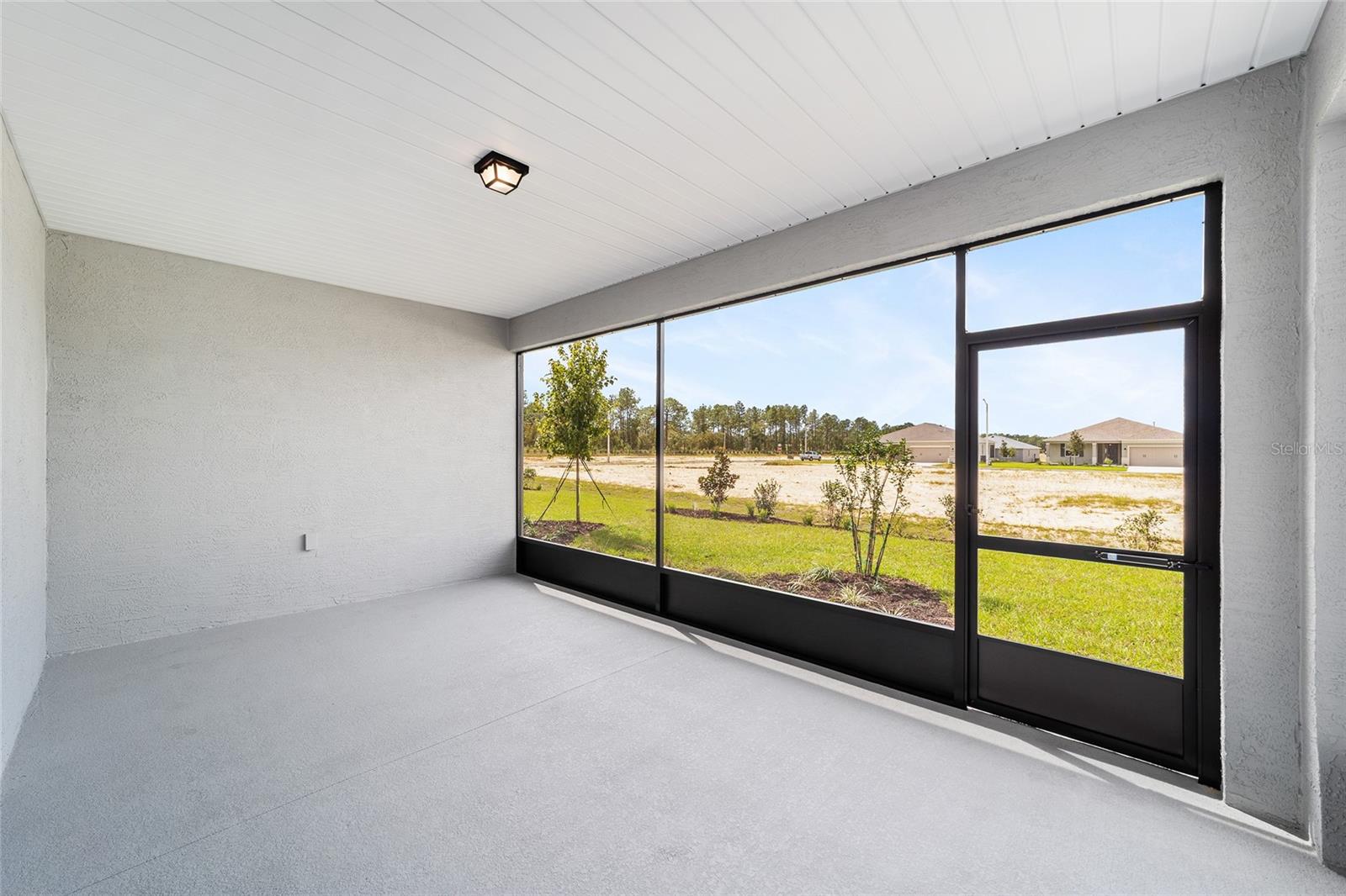 Image 38 of 43 For 10406 105th Court