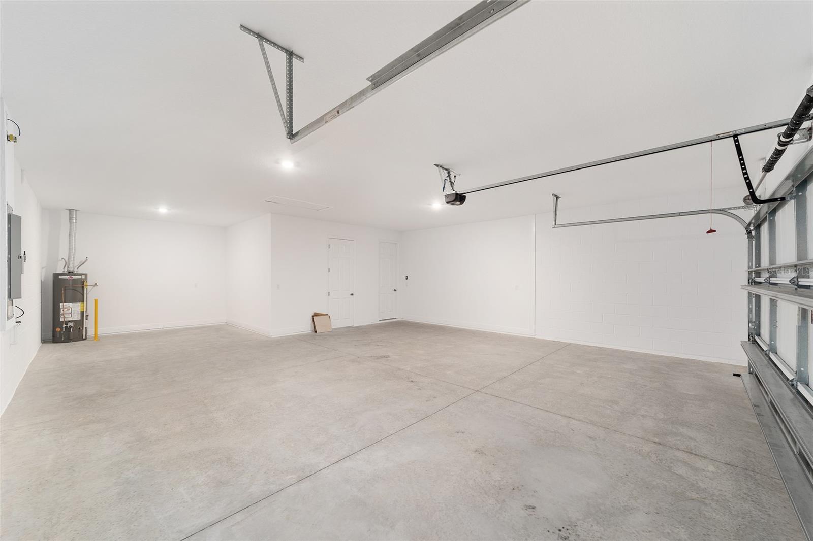 Image 40 of 43 For 10406 105th Court