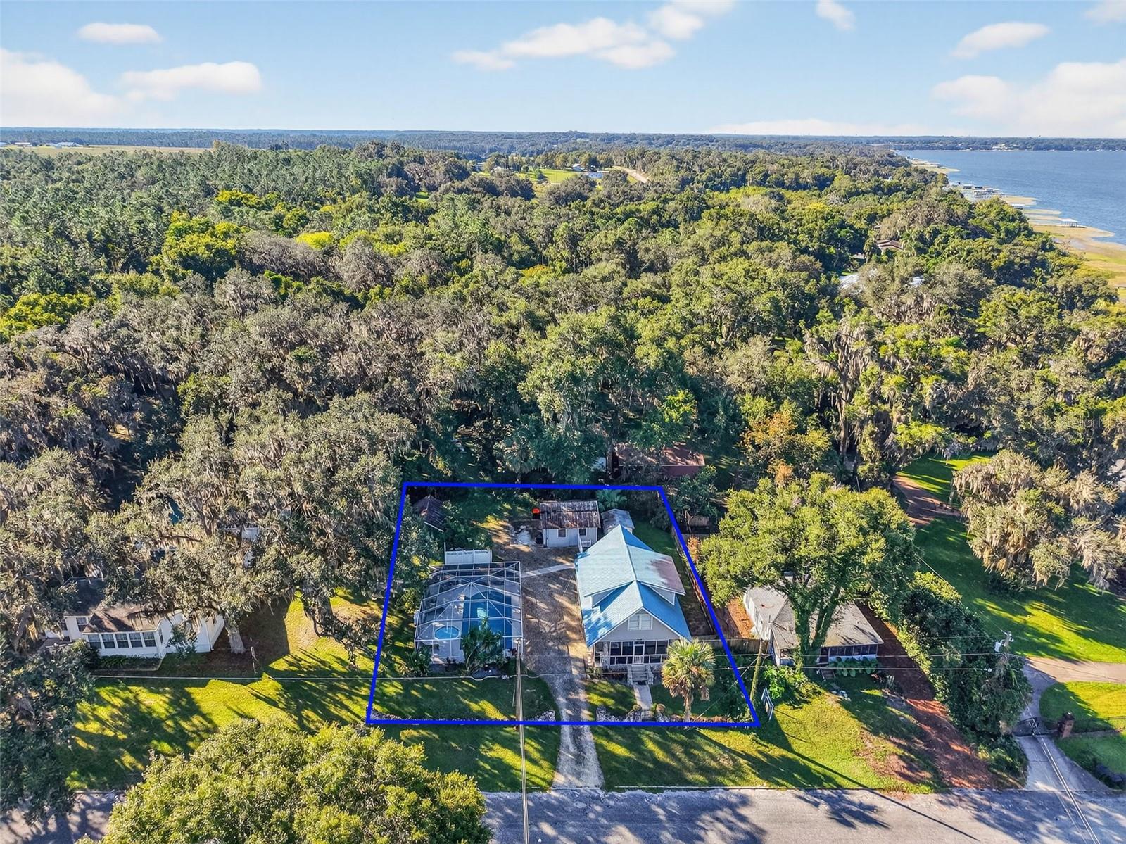 Image 14 of 38 For 14586 139th Place