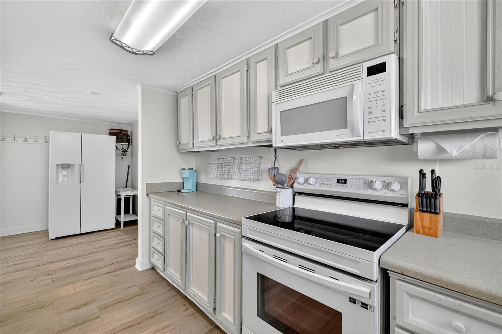 Image 26 of 38 For 14586 139th Place