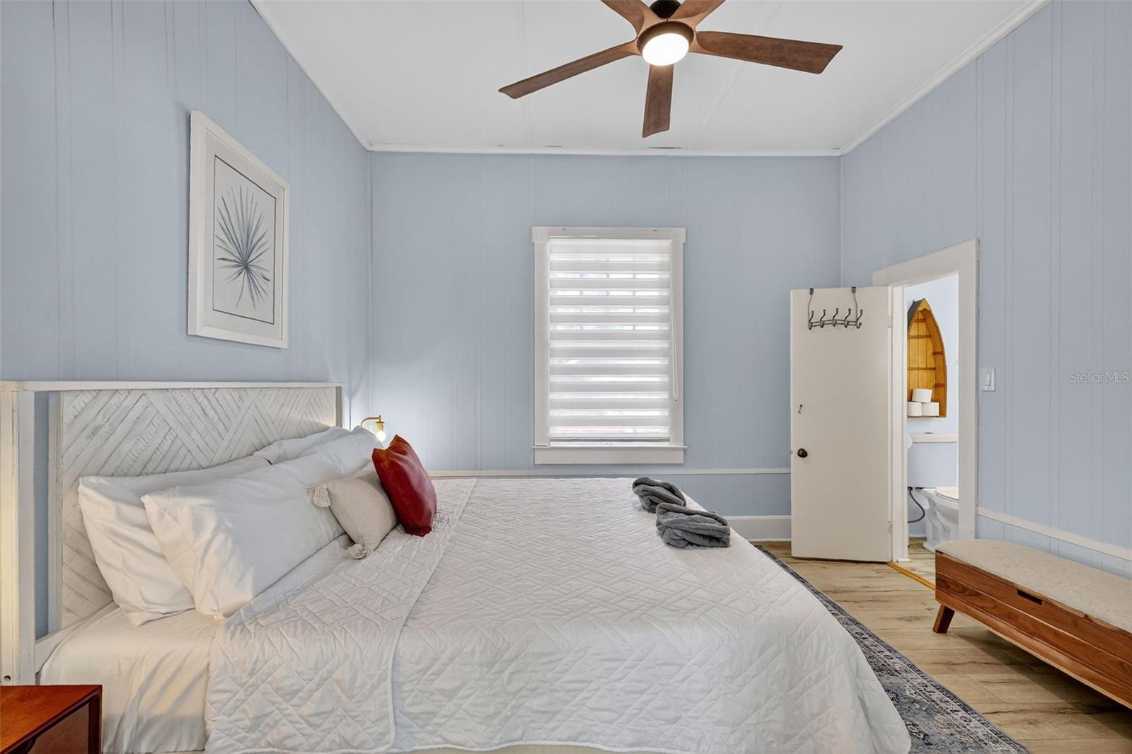 Image 27 of 38 For 14586 139th Place