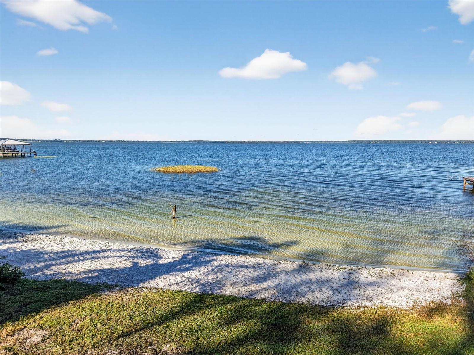 Image 5 of 38 For 14586 139th Place