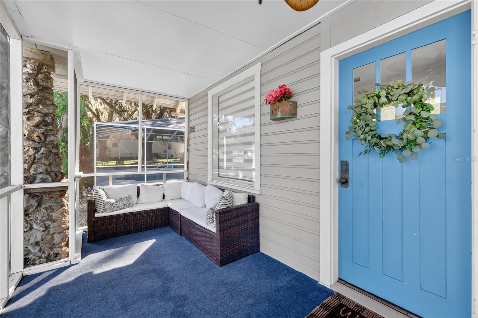 Image 8 of 38 For 14586 139th Place