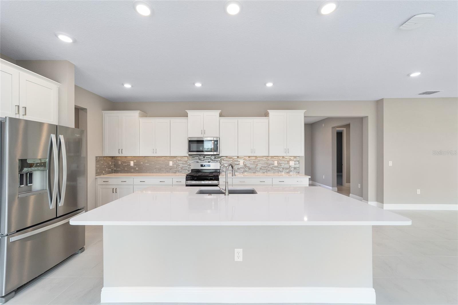 Image 17 of 41 For 10358 105th Court