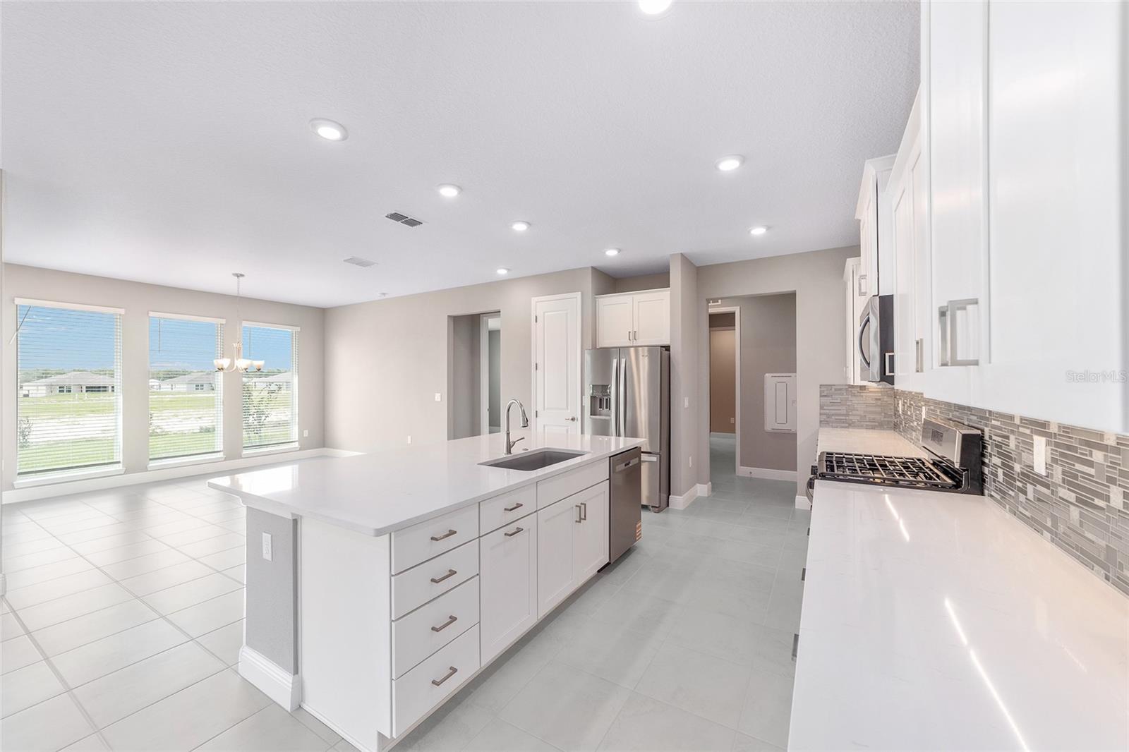 Image 20 of 41 For 10358 105th Court