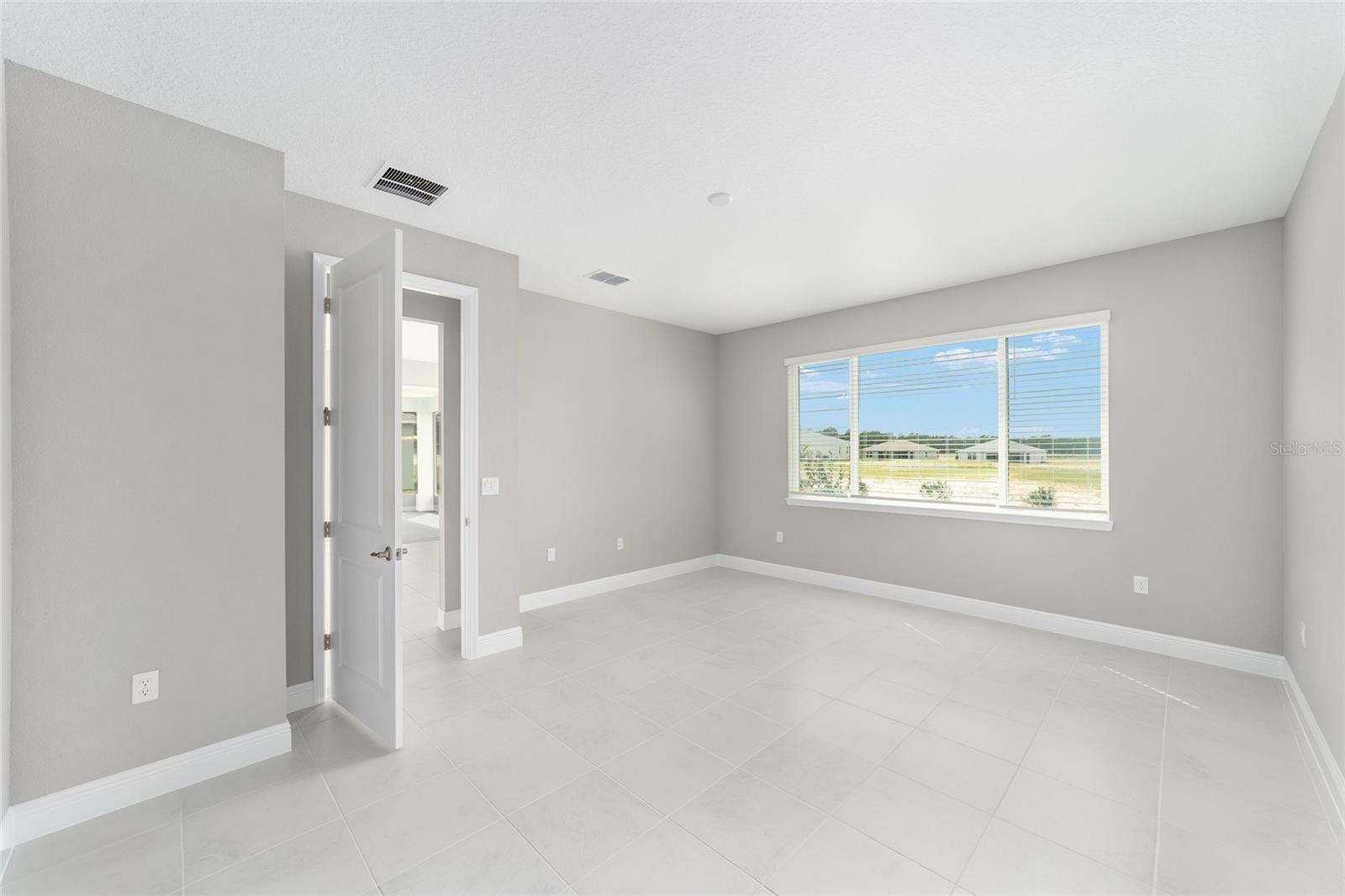 Image 23 of 41 For 10358 105th Court