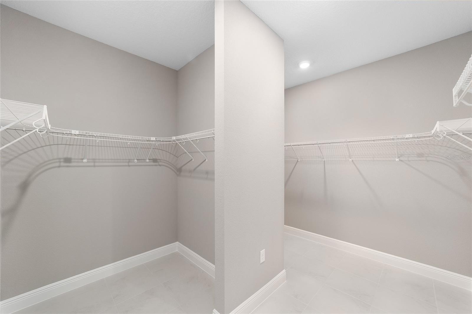 Image 27 of 41 For 10358 105th Court