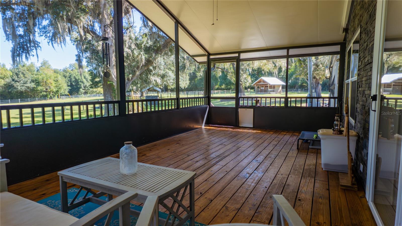 Image 12 of 88 For 17807 Archer Road
