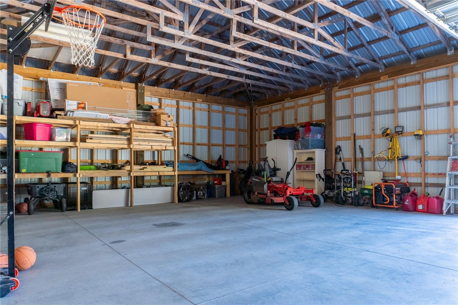 Image 68 of 88 For 17807 Archer Road