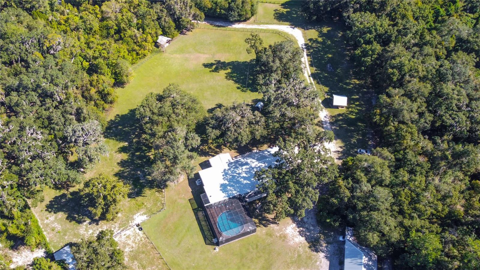 Image 72 of 88 For 17807 Archer Road